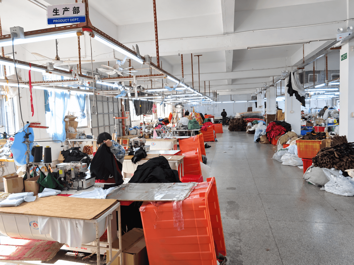 Sewing production floor at the Shantou Yidianyuan Garment Industry facility